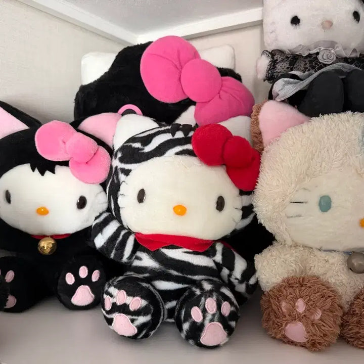 [BUNJANG] Classic Kitty Doll / 세계 고양이의날 키티 고전키티 키티인형 키티수집