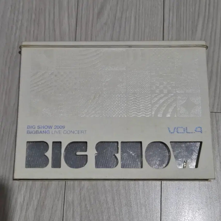 [BUNJANG] BIGBANG 2009 Live Concert Album Vol. 4 / 빅뱅 빅쇼 2009 라이브콘서트 앨범 VOL.4