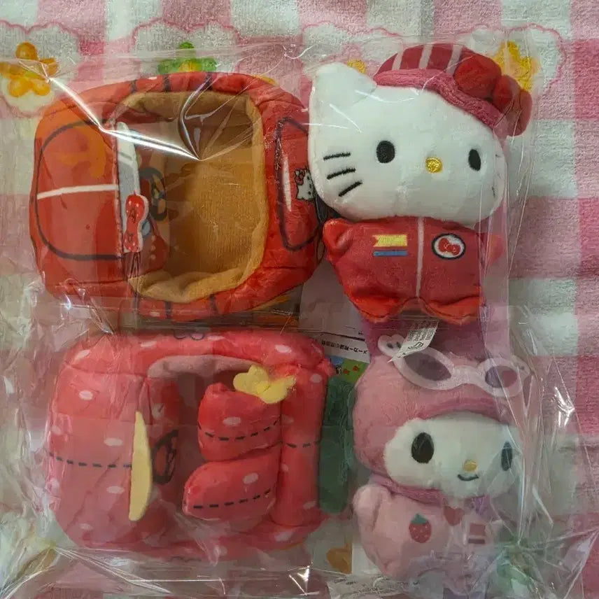 [BUNJANG] Sanrio Racer Doll Set: Hello Kitty &amp; My Melody / 카레이서 콩인형 키티,마이멜로디 세트