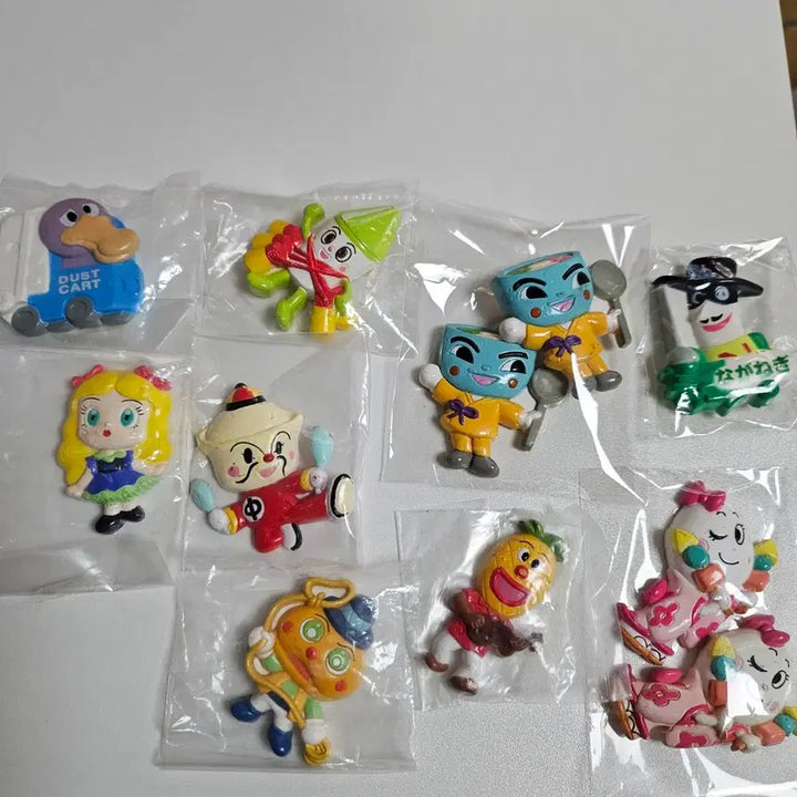[BUNJANG] Anpanman Magnet Bundle (27 pieces) / 호빵맨 자석 일괄 27개 마그넷