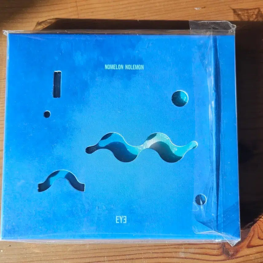 [BUNJANG] NMIXX NOMELON NOLEMON EYE Limited Edition First Press Album / 초회생산한정반 NOMELON NOLEMON EYE 앨범