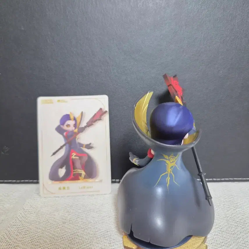 [BUNJANG] Pop Mart League of Legends Leblanc Mid-Lane Figure / 팝마트 롤 리그오브레전드 미드라인 르블랑 피규어