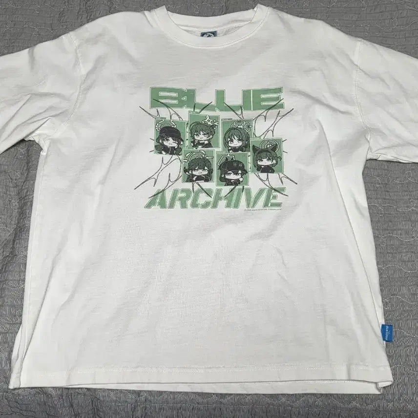 [BUNJANG] Blue Archive Musinsa CRT Graphic T-Shirt White L / 블루아카이브 무신사 콜라보 CRT 그래픽 티셔츠 L 판매합니다