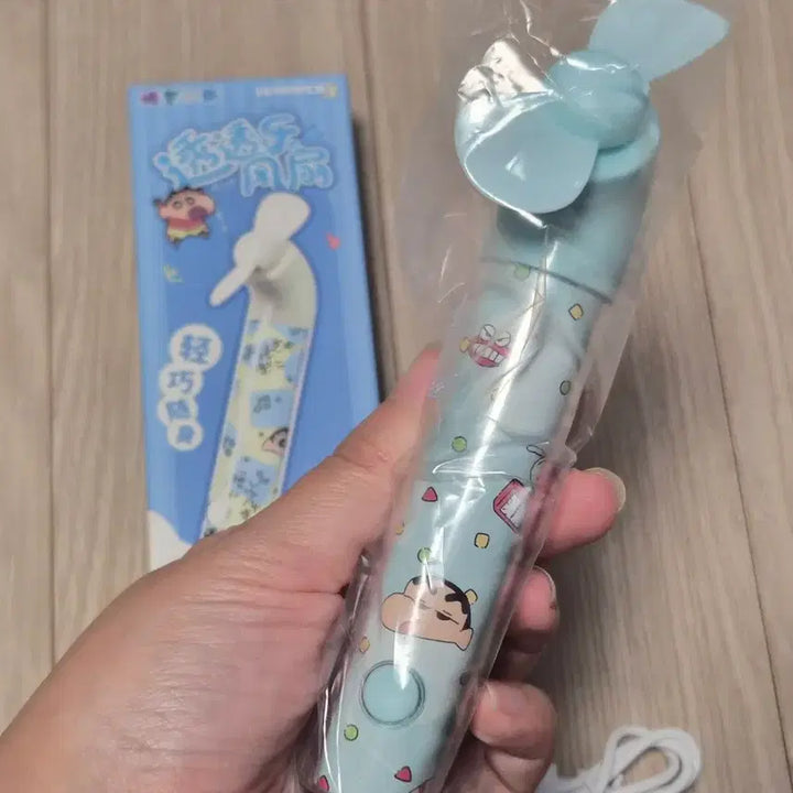 [BUNJANG] Crayon Shin-chan Portable Mini Fan / 짱구 휴대용 미니 선풍기