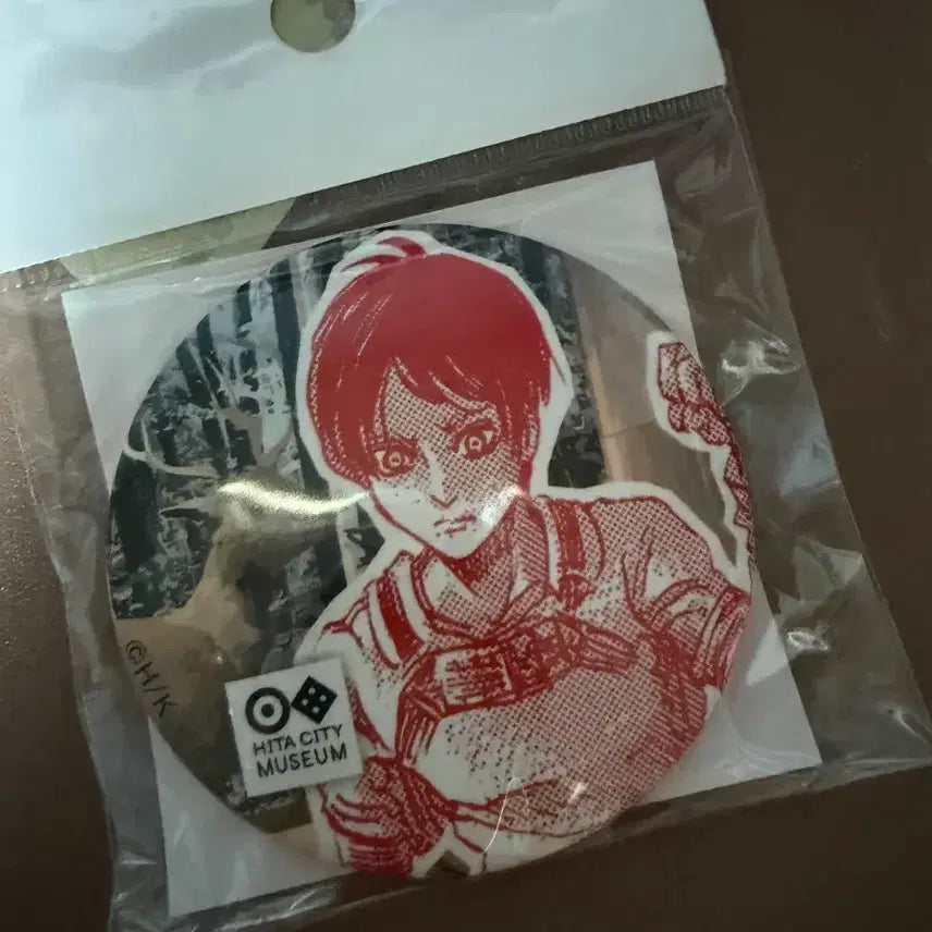 [BUNJANG] Attack on Titan Eren Yeager &amp; Historia Reiss Can Badge Set / 진격거 진격의거인 에렌 히타 캔뱃지