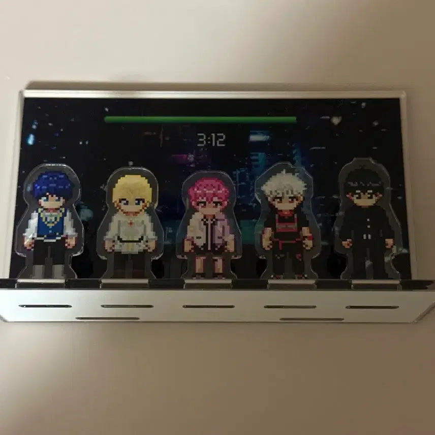 [BUNJANG] PLAVE Pixel World Group Acrylic Standee / 플레이브 픽셀월드 단체아크릴