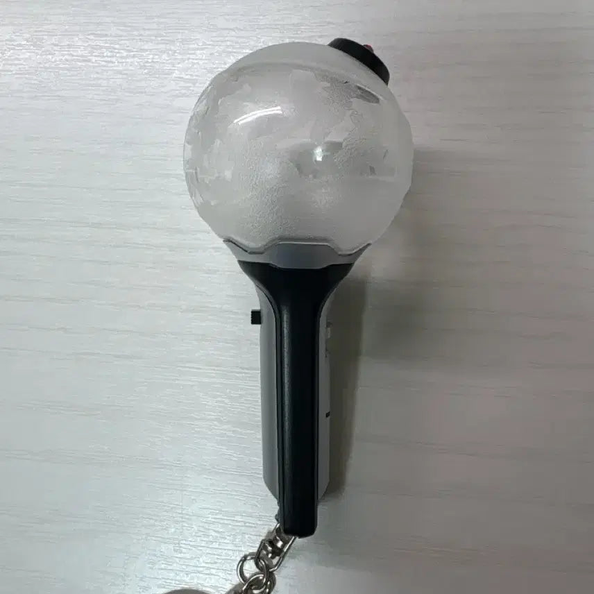 [BUNJANG] BTS ARMY Bomb Keyring ver.2 / 아미밤 키링