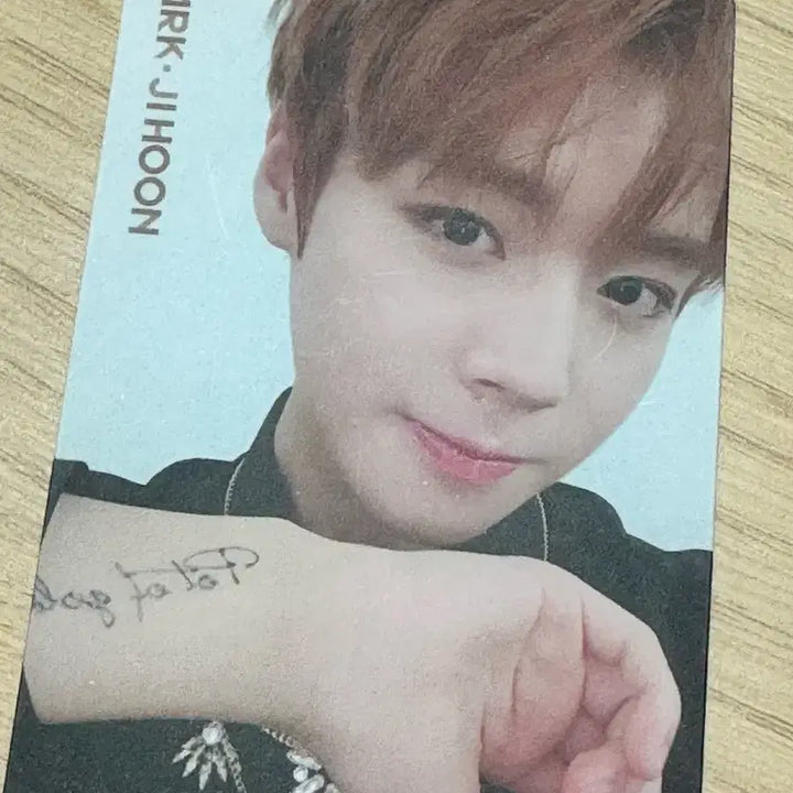 [BUNJANG] Park Jihoon Wanna One Promise Album Photocard &amp; Spring Breeze Kino Version Photocard Bundle Set / 박지훈 워너원 약속해요 앨범 포카&amp;봄바람 키노ver. 포카(일괄)