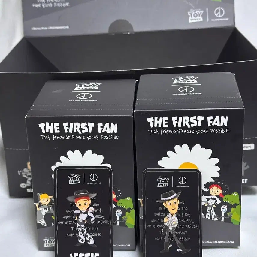 [BUNJANG] Peaceminusone x Toy Story Blind Box 02 Jessie &amp; Woody Bundle Set / [현물/당일출고] 피마원x토이스토리 블라인드02 제시/우디 일괄