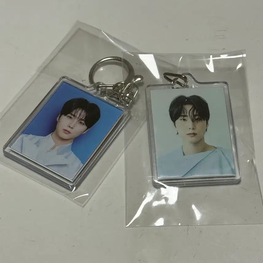 [BUNJANG] Young K Youngest Pre-order Benefit Keyring Bundle Set / 일괄) 영케이 영기스트 프리오더 특전 키링 미개봉