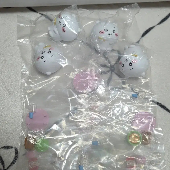 [BUNJANG] Chiikawa Diorama Figure / 치이카와 디오라마 피규어 새상품