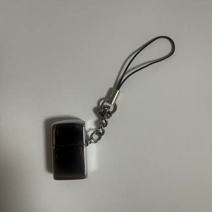 [BUNJANG] Hello Kitty Classic Lighter Keychain / 헬로키티 고전 라이터 키링 (초희귀)