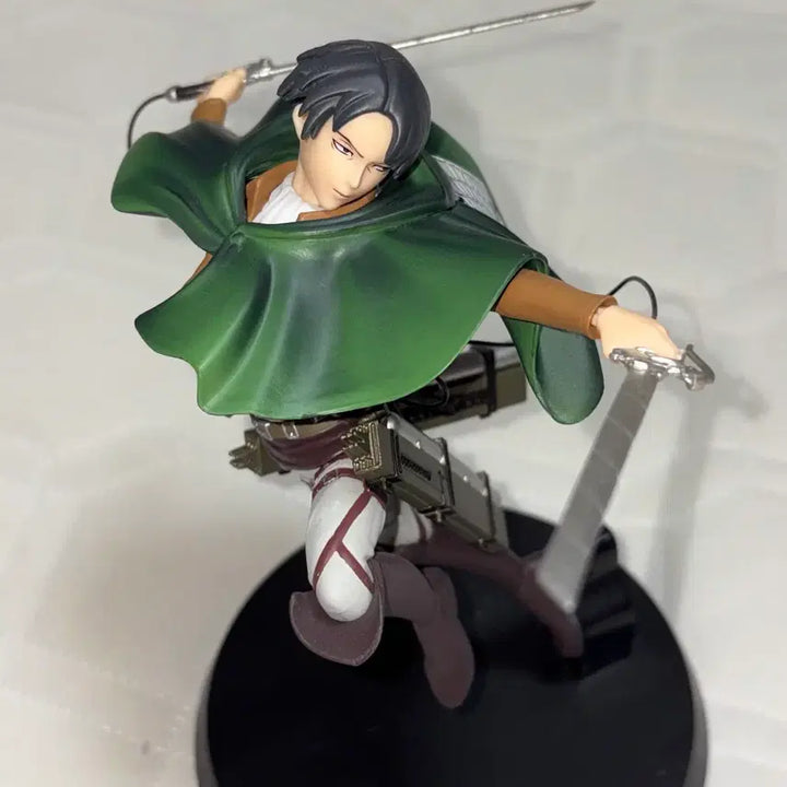 [BUNJANG] Attack on Titan Levi Ackerman Sergeant Figure Sega / 진격의거인 진격거 리바이 병장 피규어 세가