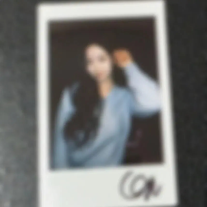 [BUNJANG] TripleS Chaeyeon Signed Polaroid Photocard / 트리플에스 채연 싸인폴라 싸폴