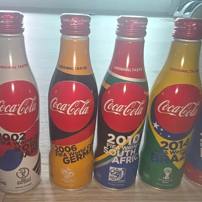 [BUNJANG] Coca-Cola FIFA World Cup Special Edition Bottle Set (6 Types) / 코카콜라 FIFA 월드컵 스페셜 보틀 6종 세트