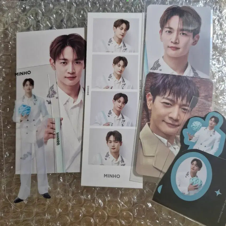 [BUNJANG] SHINee WORLD Fanclub Kit Minho Photocard Bundle Set / 샤이니월드 팬클럽 키트 민호 구성품 양도
