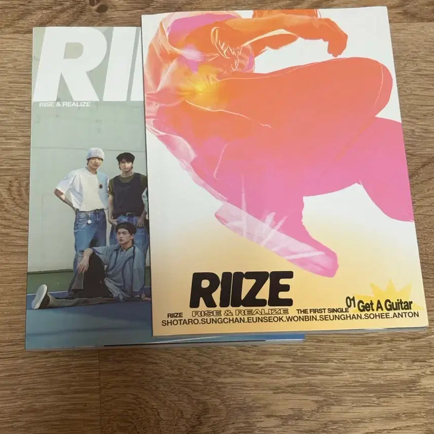 [BUNJANG] RIIZE Get A Guitar Album Unsealed (Photocard: Eunseok, Sohee / Poster: Shotaro, Anton) / 라이즈 get a guitar 개봉 앨범 판매