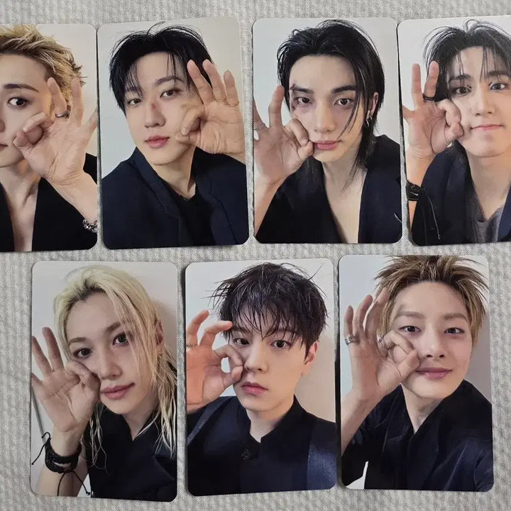 [BUNJANG] Stray Kids Maxident Concert Entrance Gift Photocard Bundle Set (Excluding Lee Know) / 스키즈 막막콘 입장기프트 포카 일괄 팝니다 (리노 제외)