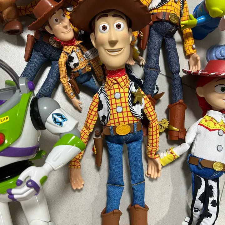 [BUNJANG] Takara Tomy Talking Woody Toy Story Figure / 토이스토리 토킹우디 (타카라토미 우디)