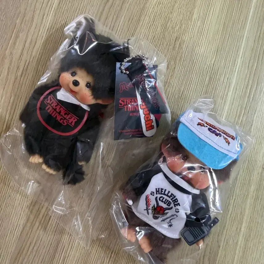 [BUNJANG] Stranger Things Monchhichi Bundle / 기묘한 이야기 몬치치 일괄