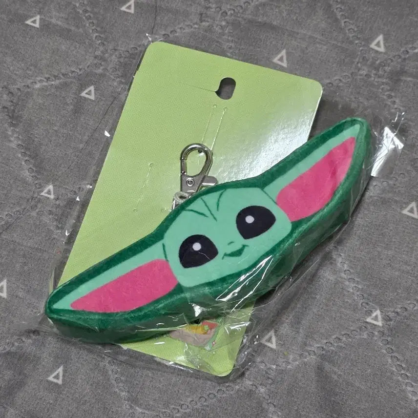 [BUNJANG] Star Wars Mandalorian Grogu Cushion Keychain / 스타워즈 만달로리안 그로구 쿠션 키링