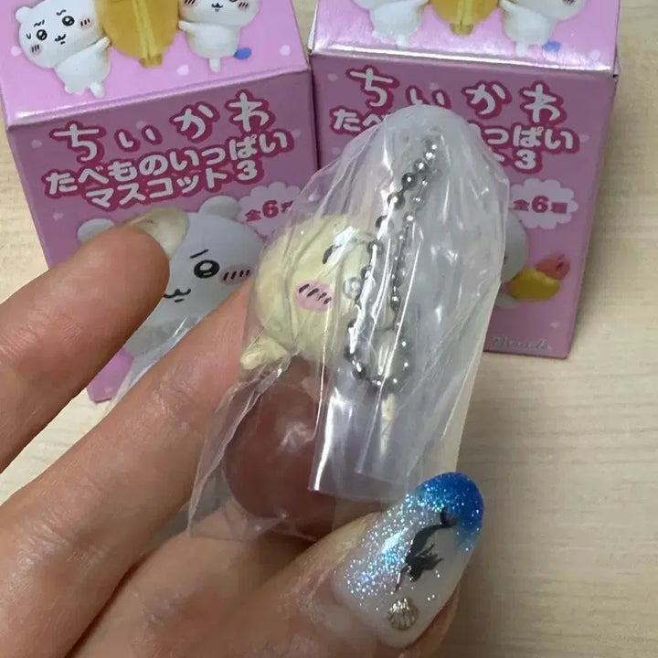 [BUNJANG] Chiikawa Tabemono Gacha Momonga (Usagi Sold Out) / 치이카와 타베모노 가챠 모몽가