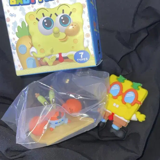 [BUNJANG] SpongeBob SquarePants Baby Figure, Mr. Krabs Bundle Set / 스폰지밥 베이비 피규어 집게사장, 스폰지밥 일괄