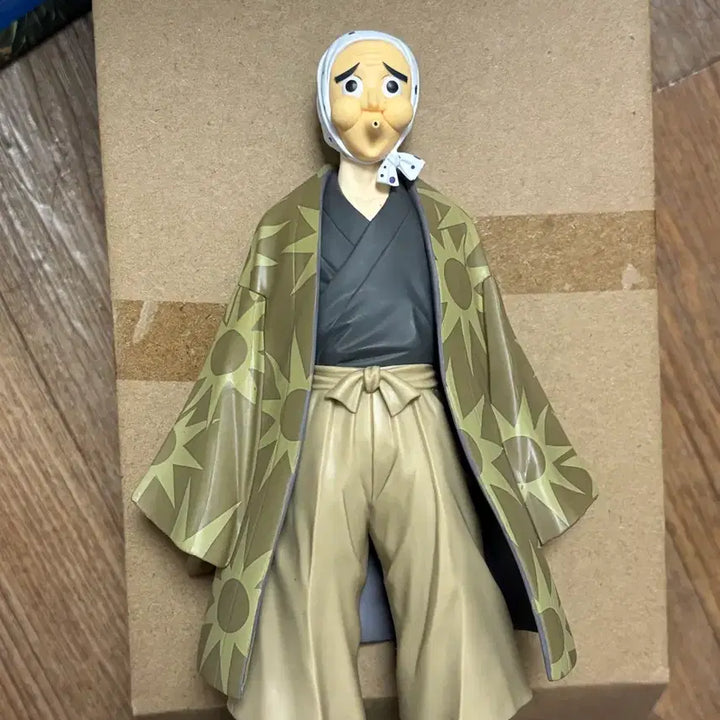 [BUNJANG] Aniplex Demon Slayer: Kimetsu no Yaiba Hotaru Haganezuka Figure / 귀칼/ 귀멸의 칼날 반프레스토 하가네즈카 호타루 피규어 판매