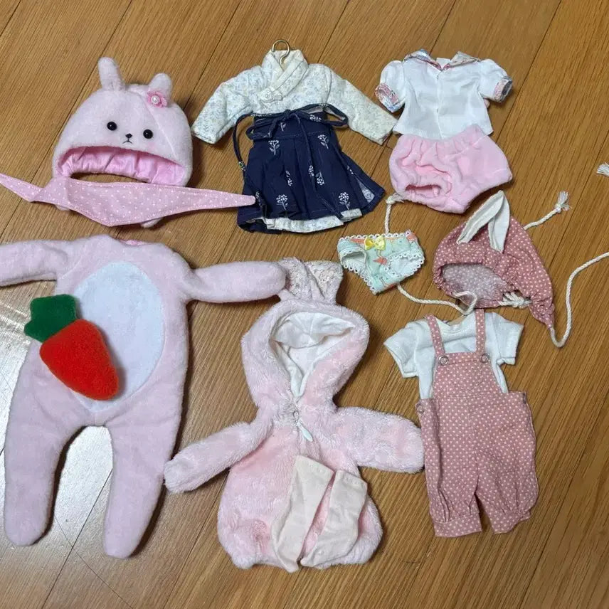 [BUNJANG] USD Size Doll Clothes Bundle Set / 구체관절인형 usd 옷 일괄 판매