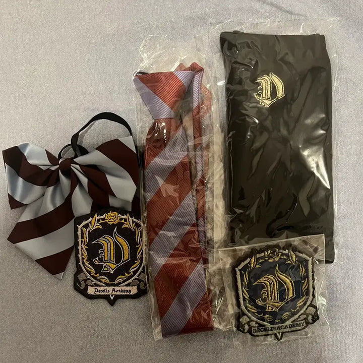 [BUNJANG] ENHYPEN Dark Moon Deulun Cellis School Uniform Kit Bundle Set / 엔하이픈 다크문 드셀리스 교복 키트