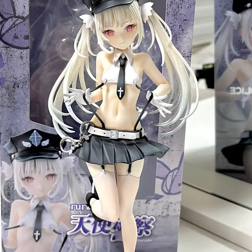 [BUNJANG] Union Creative Angel Police Figure / 유니온 크리에이티브 천사경찰 피규어