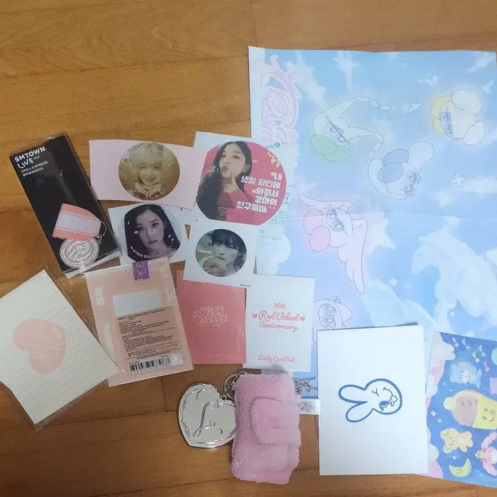 [BUNJANG] Red Velvet Irene Merchandise Bundle / [판매] 레드벨벳 굿즈 세트