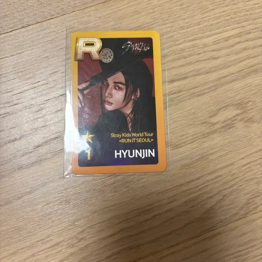 [BUNJANG] STRAY KIDS Hyunjin Run it Seoul Concert Lucky Draw Photocard / 런잇서울콘슈스제포카 현진