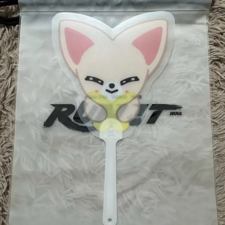 [BUNJANG] Stray Kids Run 2 In-Gift Foxiny Fan Set / 스트레이키즈 스키즈 런잇 입장기프트 부채 폭시니