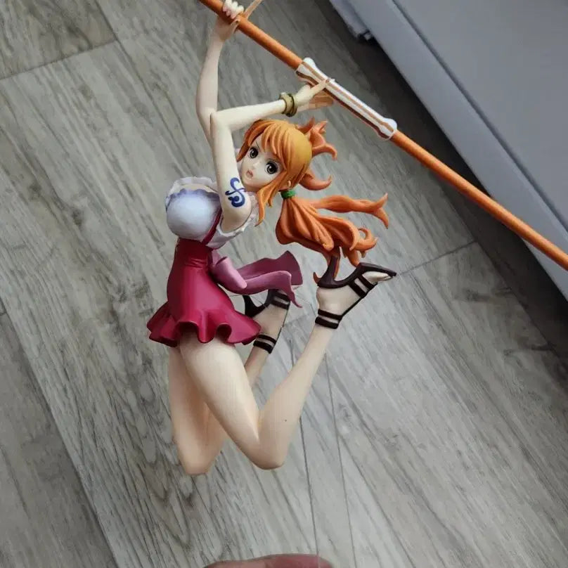 [BUNJANG] One Piece Nami POP &amp; Shokugan Chogokin Figure Bundle Set (Includes Acrylic Base) / 원피스 피규어 POP오나미, 조형왕 나미 피규어 판매해요(아크릴 베이스 포함)