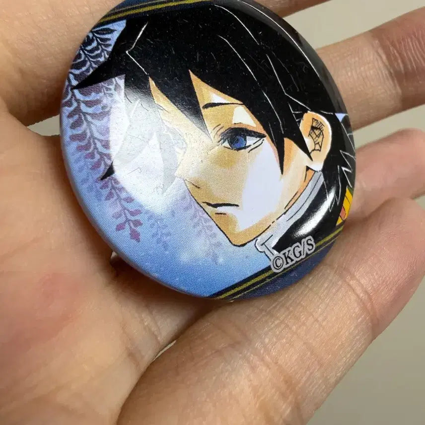 [BUNJANG] Demon Slayer: Kimetsu no Yaiba Giyu Tomioka Letter Opener &amp; Badge Bundle Set / 귀멸의 칼날 기유 레터나이프, 뱃지 일괄