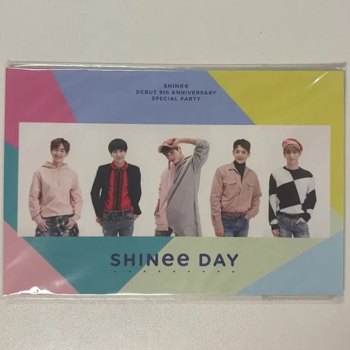 [BUNJANG] SHINee 9th Anniversary Postcard Set (Sealed) / 샤이니 9주년 엽서세트 (미개봉)