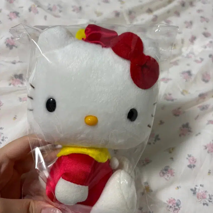 [BUNJANG] Vintage Kitty Hat Plush Doll / 고전 키티 인형