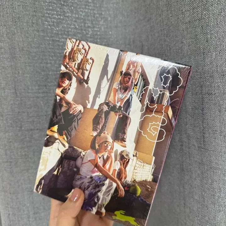 [BUNJANG] NewJeans Ditto OMG Album (Group Version) Sealed / 뉴진스 ditto omg 앨범(단체 버전) 새상품