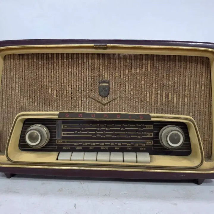 [BUNJANG] 1950s German Grundig Vacuum Tube Radio / 진공관 라디오
