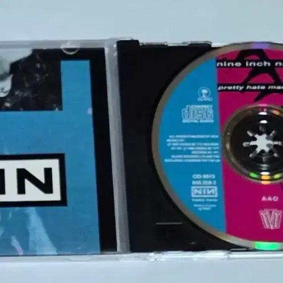 [BUNJANG] Nine Inch Nails Pretty Hate Machine CD / 나인 인치 네일스 Pretty Hate Machine 앨범 시디 CD