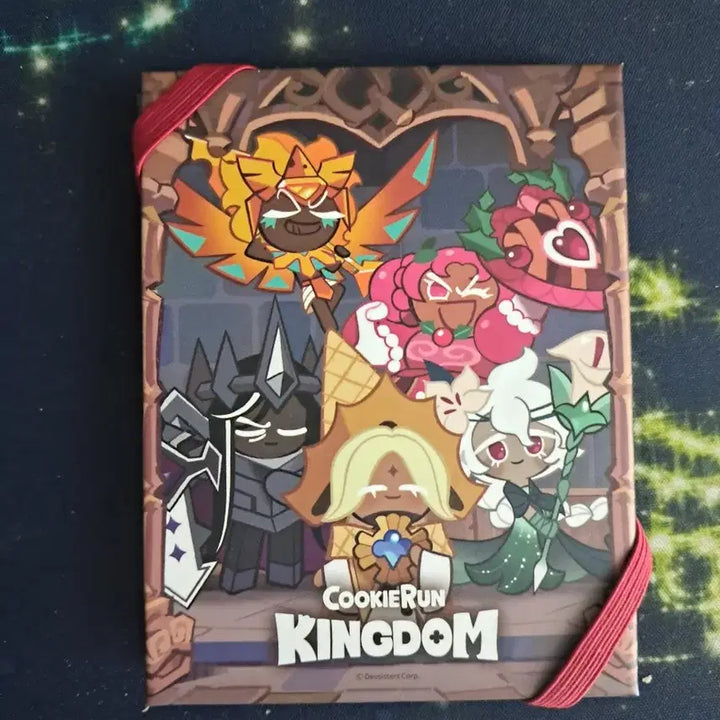 [BUNJANG] Cookierun Kingdom Photocard Set A, B &amp; Holder / 파파존스 쿠키런 킹덤 포토카드 A,B 세트 및 포카 보관
