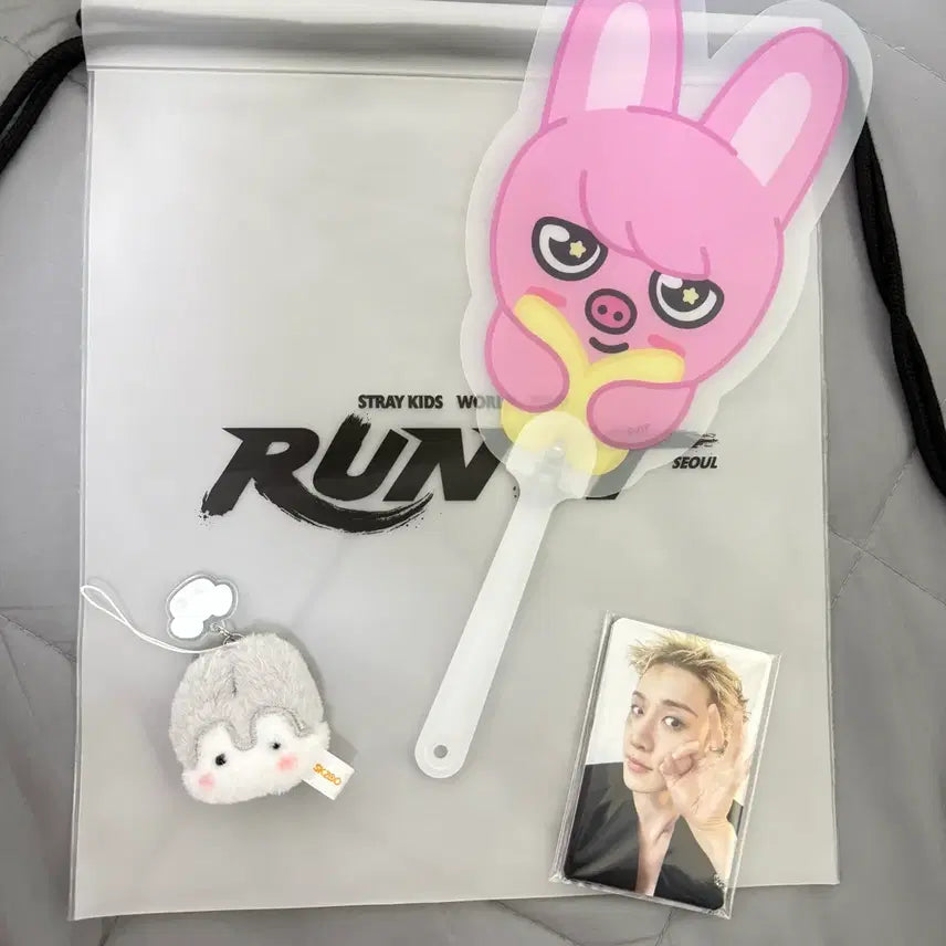 [BUNJANG] Stray Kids 8/1 Run It Limited Concert Stay Zone Entrance Gift Photocard Bundle Set / 스키즈 8/1 런잇 막첫콘 스테이존 입장기프트 8장 포카 일괄