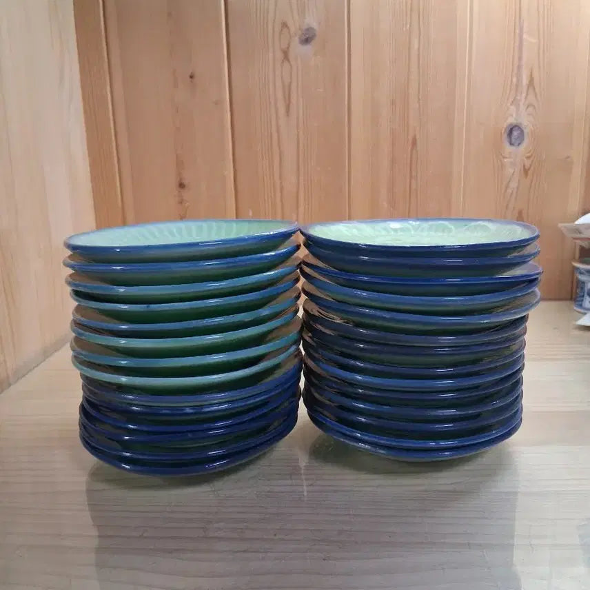 [BUNJANG] 27 Celadon Small Plates with Flower Motifs / 외사기  녹유 소접시 27장