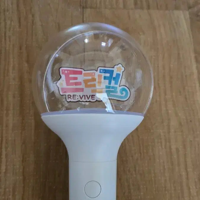 [BUNJANG] Trickical Joan Lightstick + 2 Acrylic Stands / 긴급 급처)트릭컬 죠안 응원봉 + 아크릴 스탠드 2개 긴급 급처합니다.