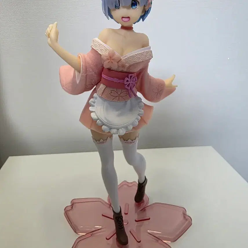 [BUNJANG] Rem Sakura Figure / 리제로 렘 사쿠라 피규어
