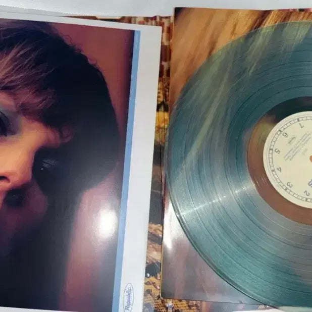 [BUNJANG] Taylor Swift Midnights Moonstone Blue Edition LP / 테일러 스위프트 Midnights 문스톤 블루 에디션 LP
