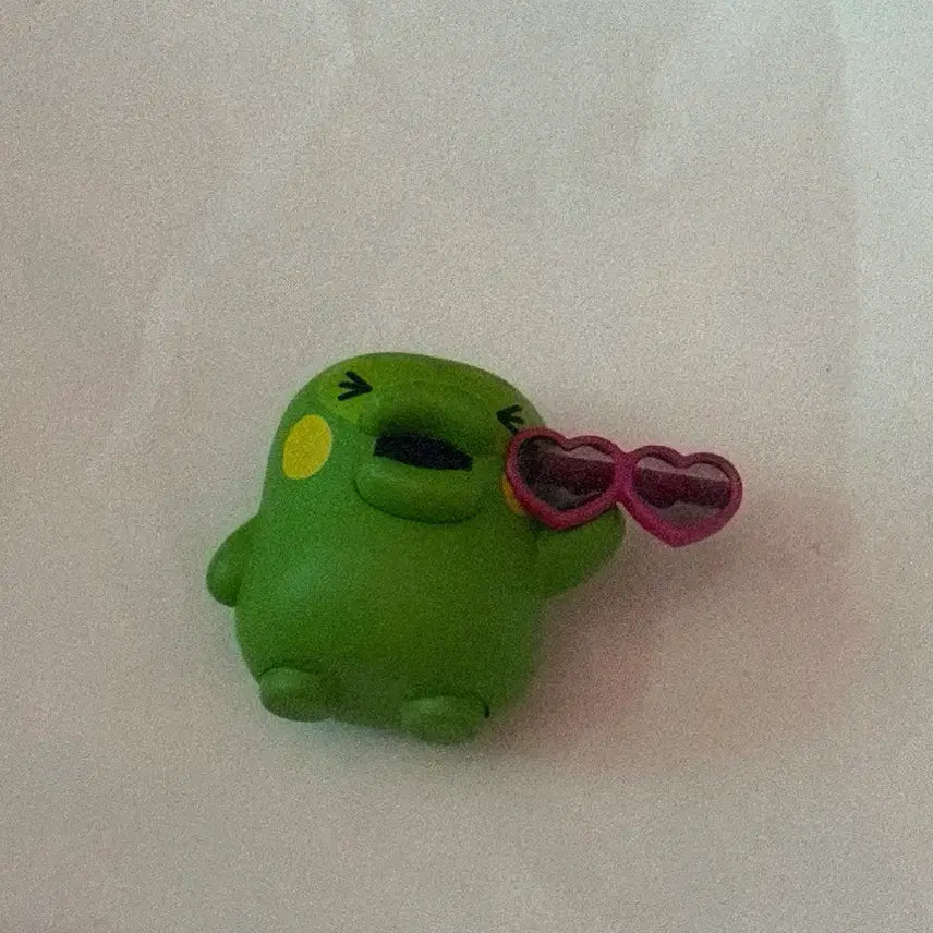 [BUNJANG] Tanning Chubby Cheeks Kuchi Pachi Figure / 태닝 주댕치 쿠치파치
