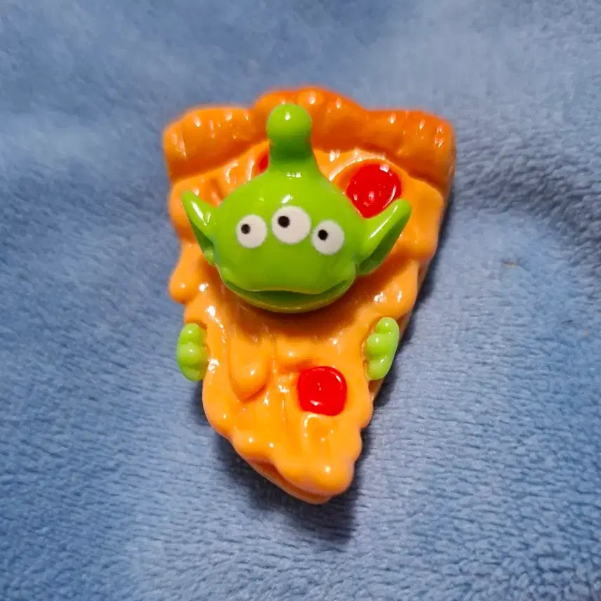 [BUNJANG] Disney Pixar Alien Pizza Figure / 알린피자 피규어