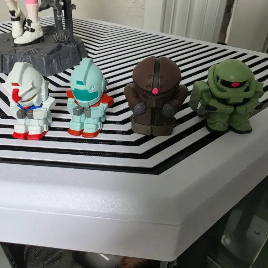 [BUNJANG] Gundam Mini Figure Set - Series 1 (4 Types) / 언제오려나 건담 미니 피규어 1탄 4종 세트